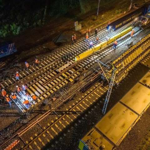 Delivery of a 250 km/h turnout for the Central Trunk Line